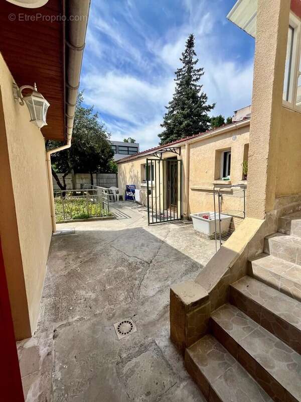 Ensemble de 2 maisons - Bobigny - photo 11