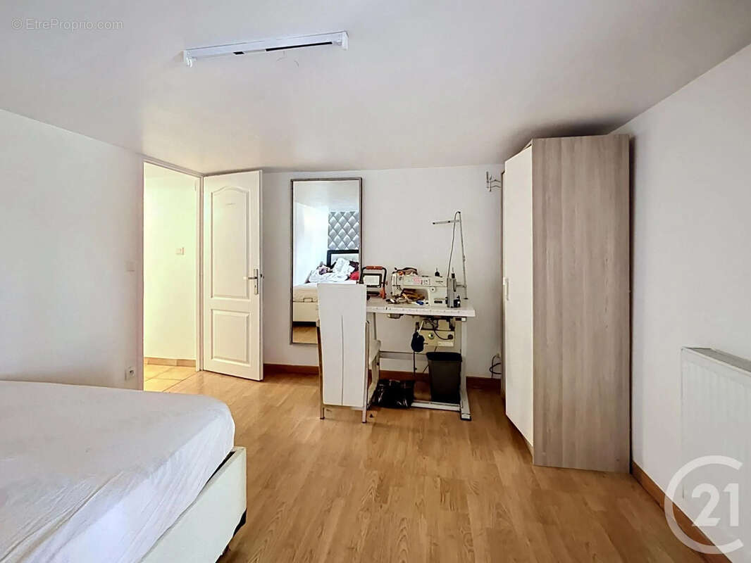 Maison à COMBS-LA-VILLE