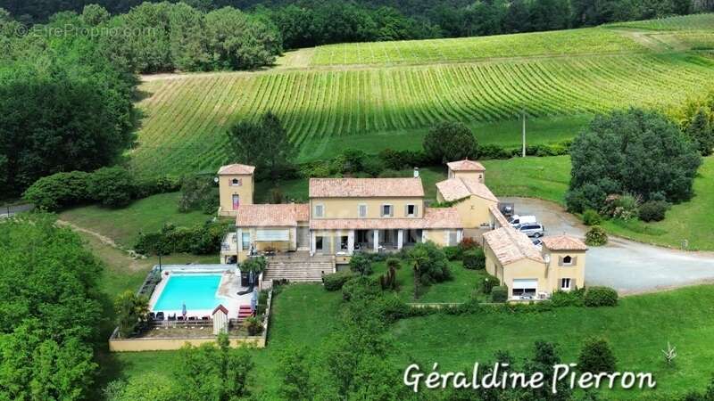 Maison à SAINT-BONNET-SUR-GIRONDE