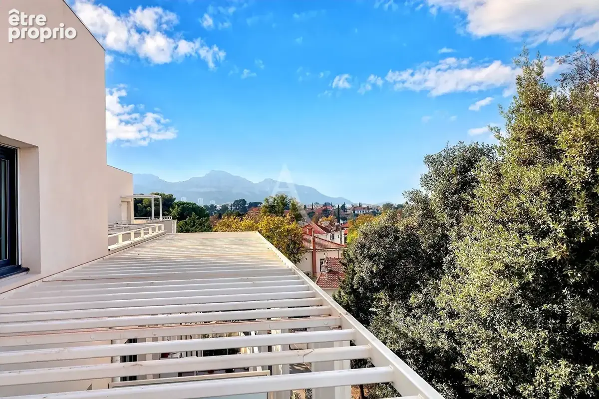 Appartement à MARSEILLE-9E