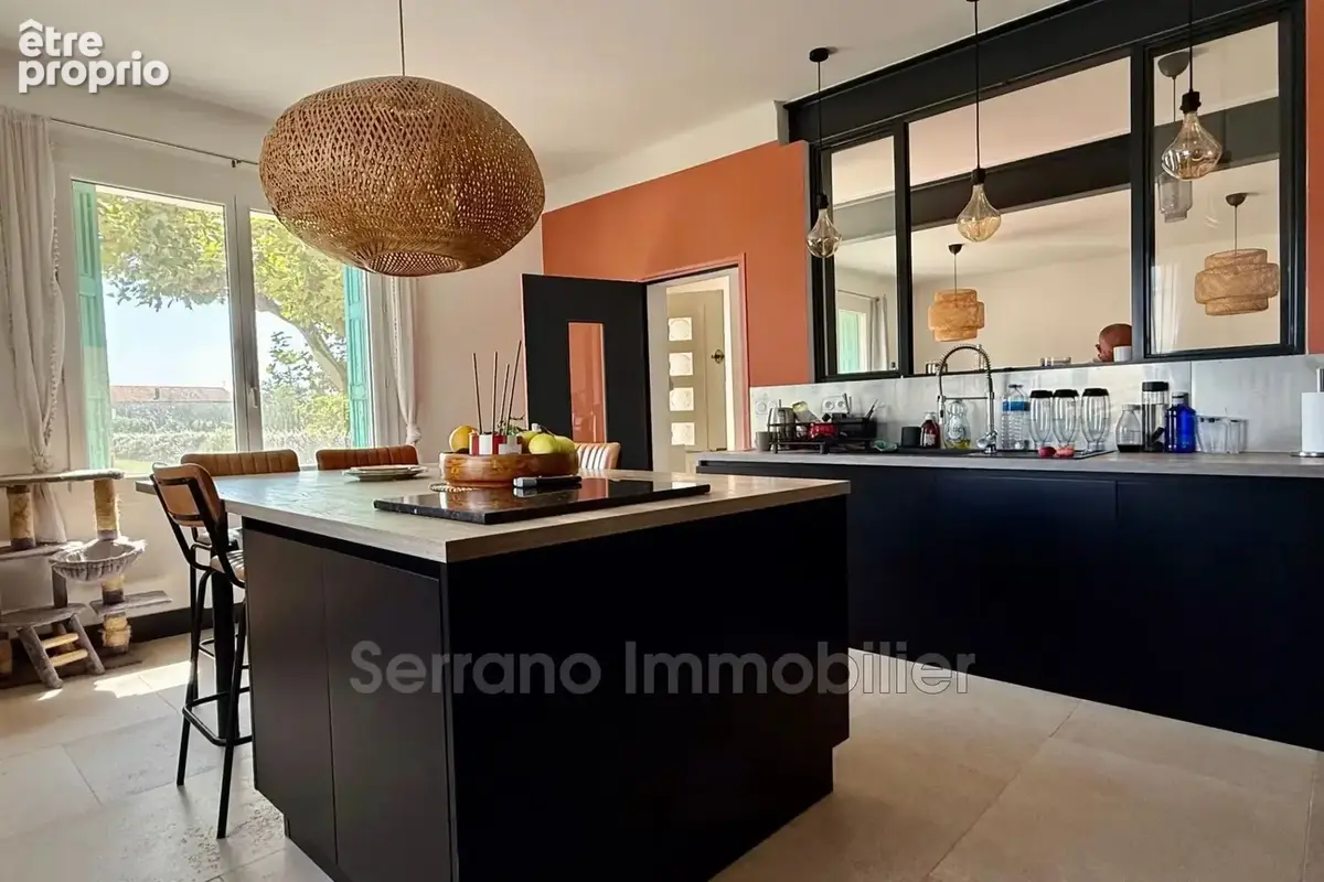 Maison 5 pièces 137 m² à vendre à Rognonas (13870) - photo 3