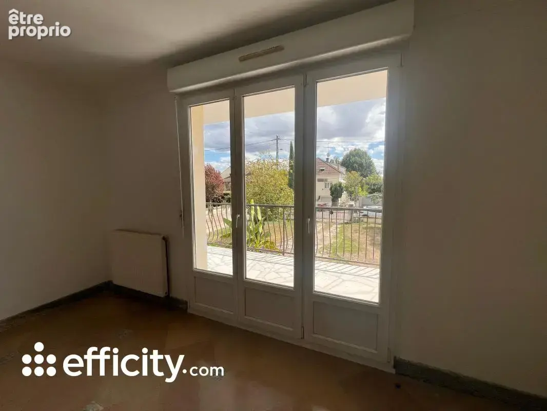 Maison 6 pièces 90 m² à vendre à La Riviere-De-Corps (10440) - photo 8
