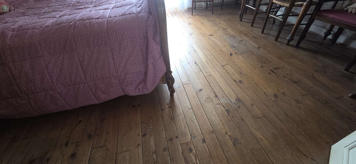 Maison à ARNAC-POMPADOUR