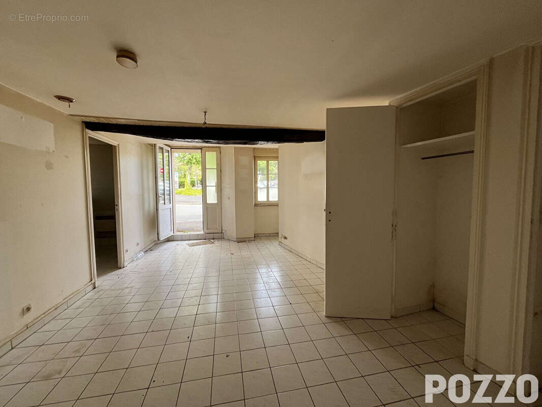 proche centre ville de Saint-Lô ensemble immobilier composé de 3 logements - photo 7