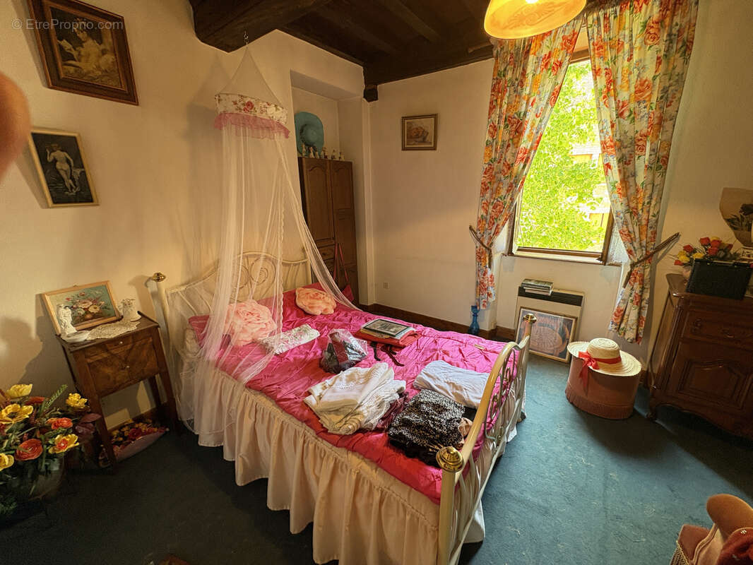 Maison de village avec dépendances - photo 8