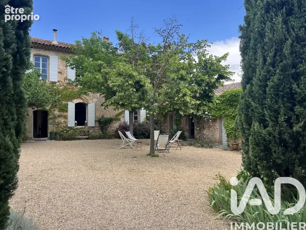 Photo 1 - Maison à SAINT-JULIEN
