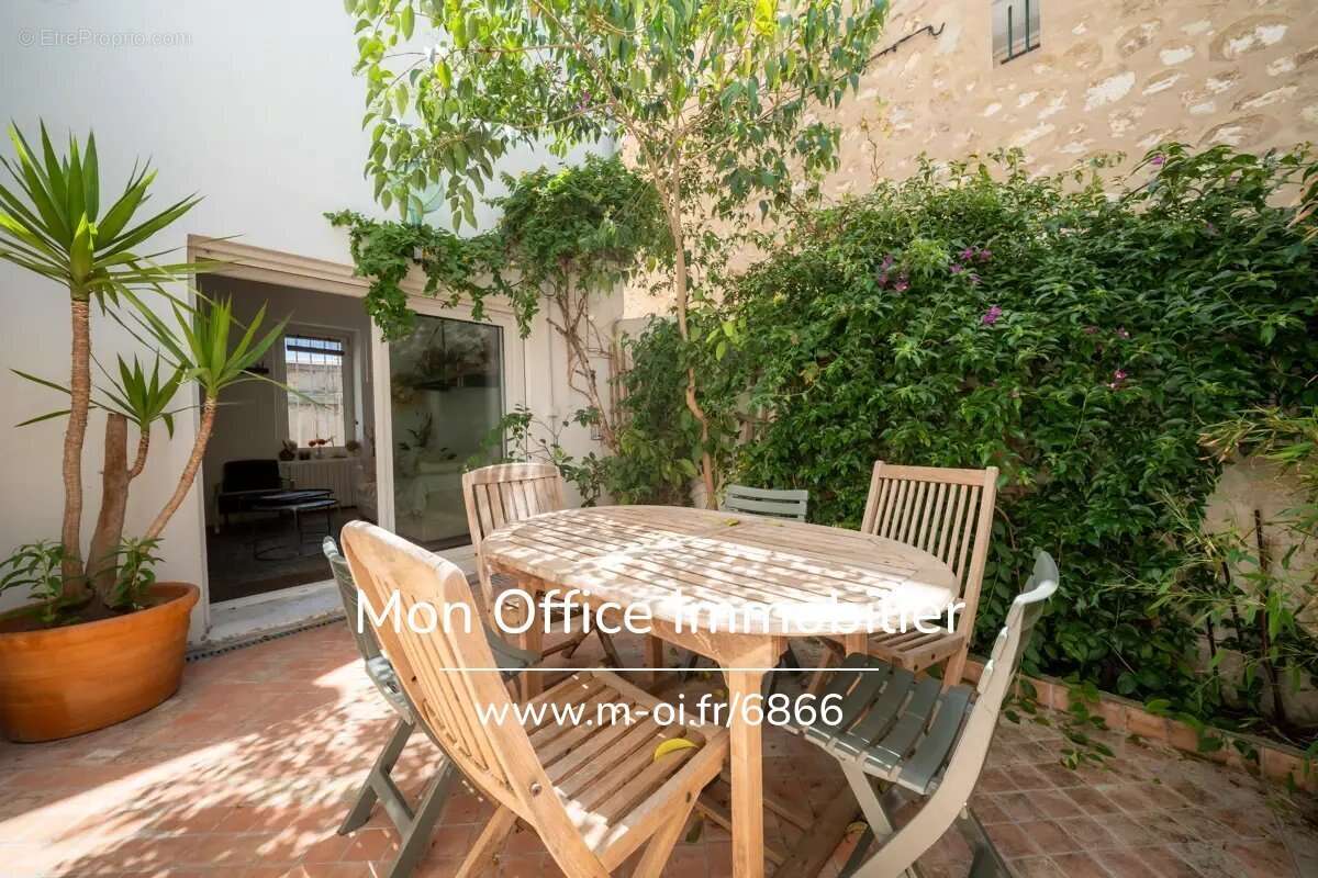 Maison à MARSEILLE-7E