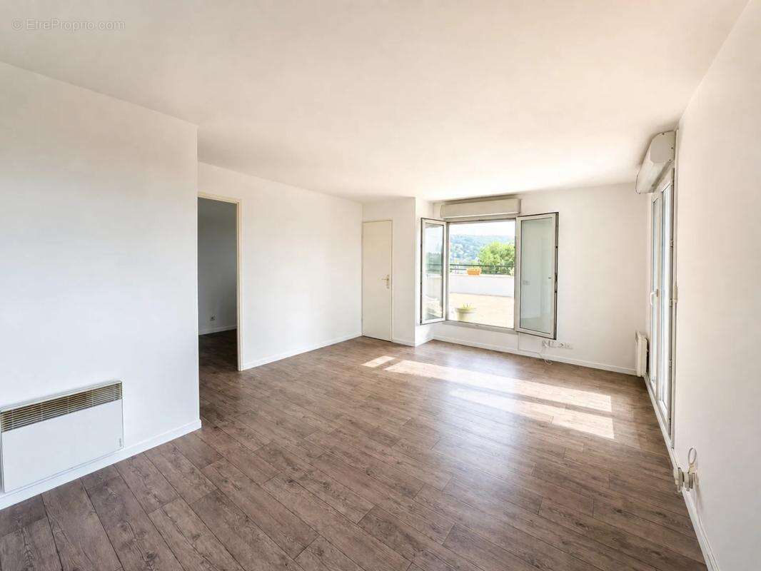 Appartement 3 pièces en duplex - photo 4