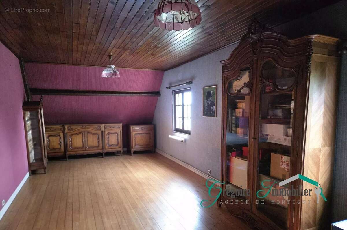 Maison à LA GENEVRAYE