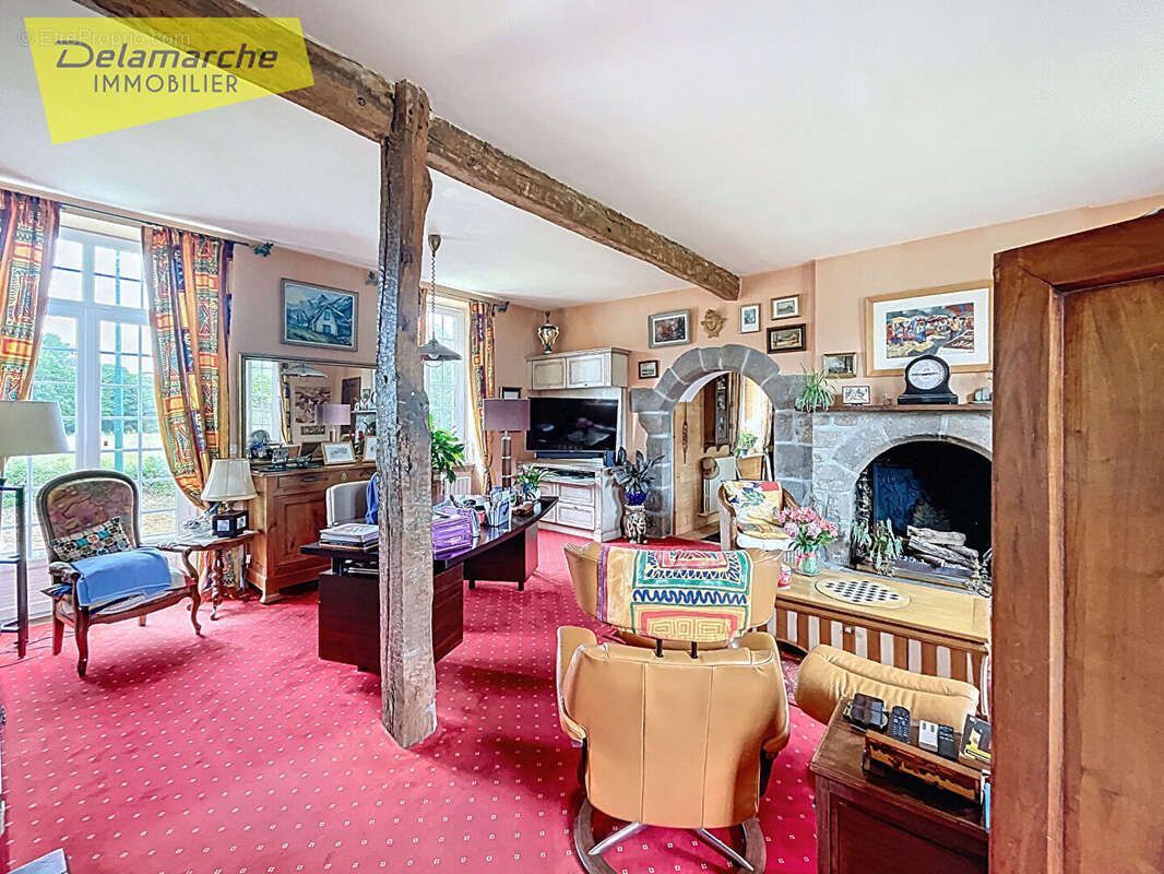 EXCLUSIVITE maison à vendre à  Le Grippon (50530) 4 chambres , dépendances et terrain - photo 3