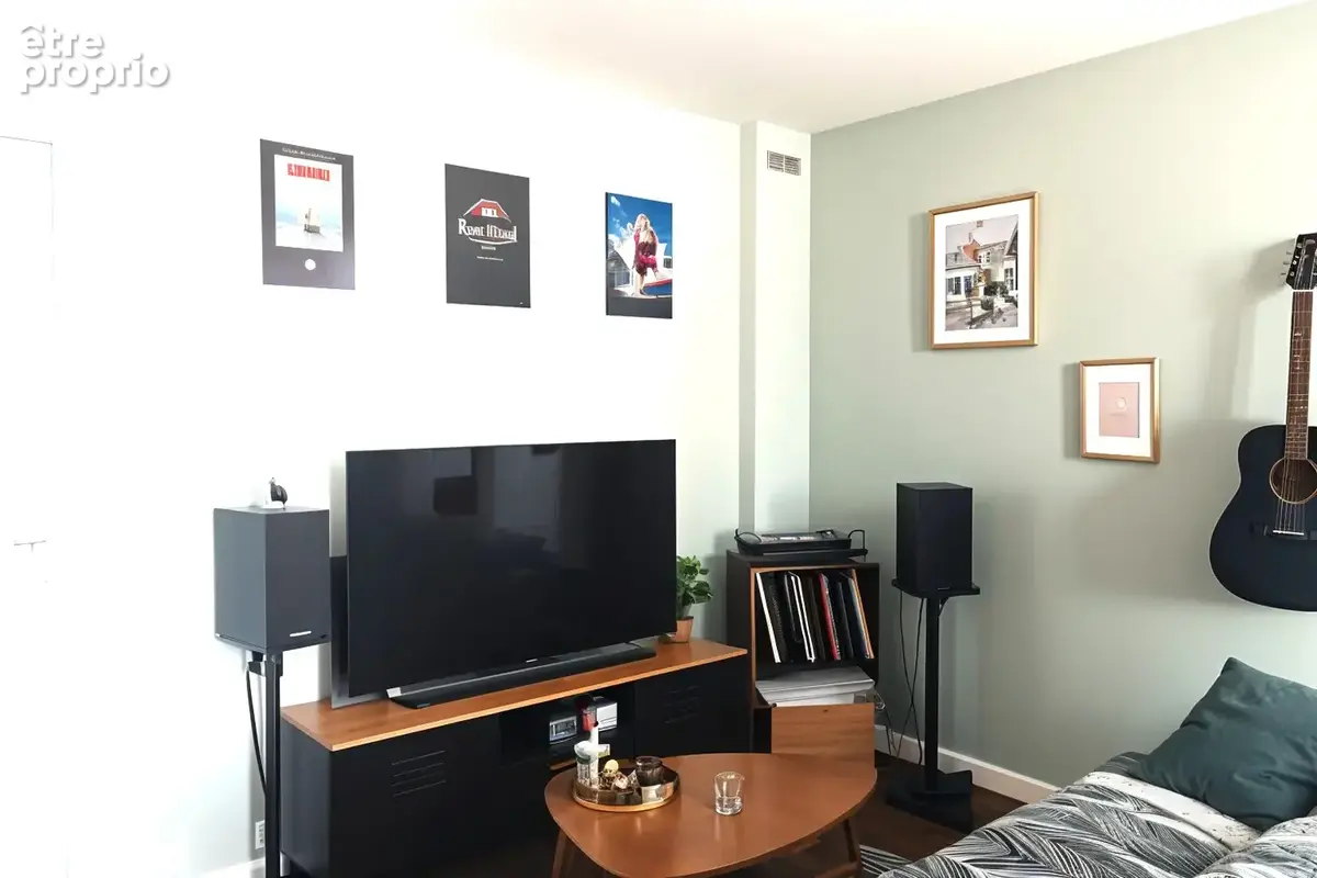 94200 - ivry sur seine - appartement 1 / 2 pieces de 50 m2 - balcon - photo 2