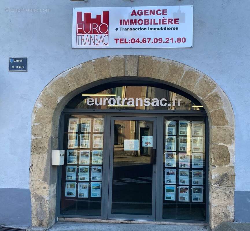 Commerce à NEZIGNAN-L'EVEQUE