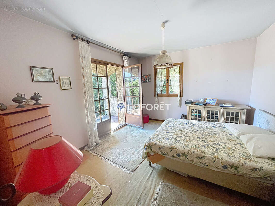 Maison à CAGNES-SUR-MER