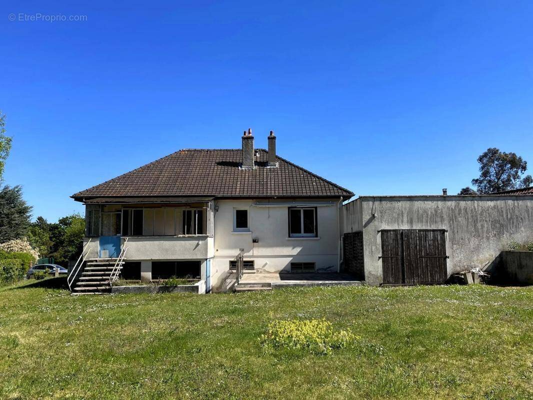 Maison à SEMOY