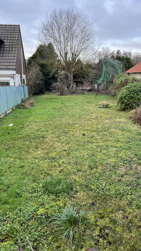 Terrain à BOUTIGNY-SUR-ESSONNE