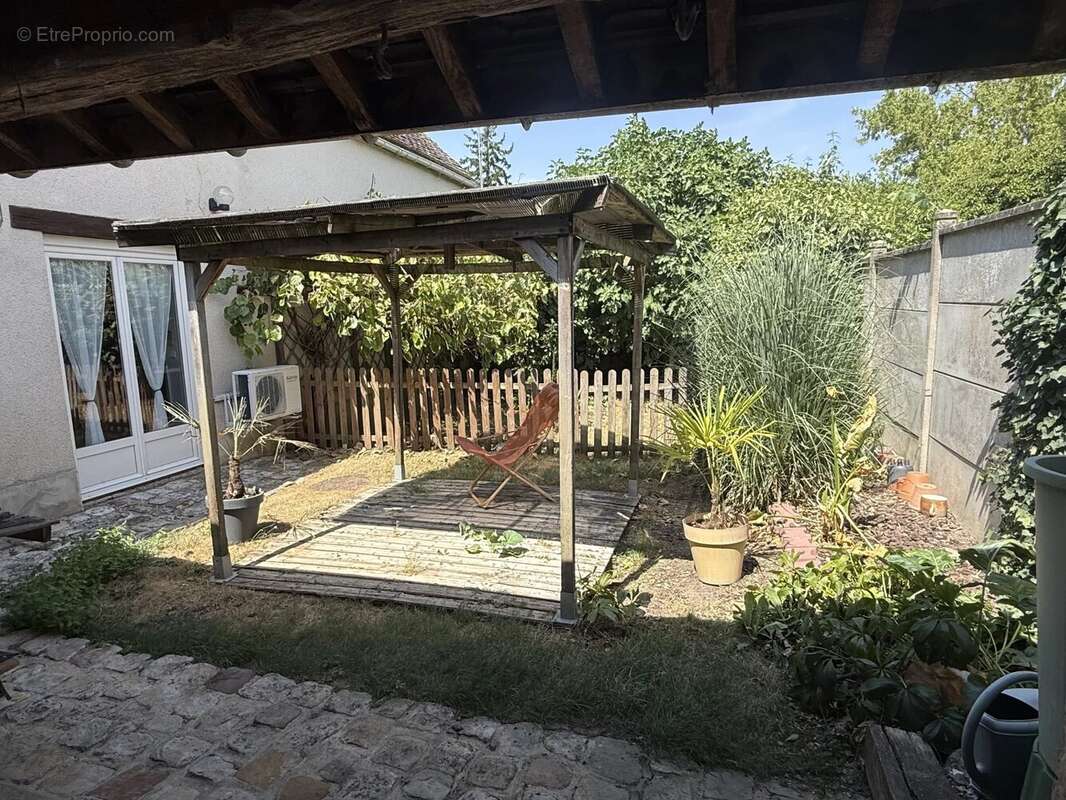 Longère de caractère – 5 chambres – 163 m² – Villeblevin - photo 15