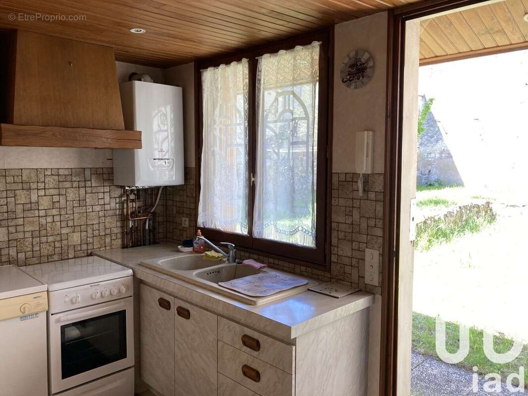 Photo 2 - Maison à BRIENON-SUR-ARMANCON