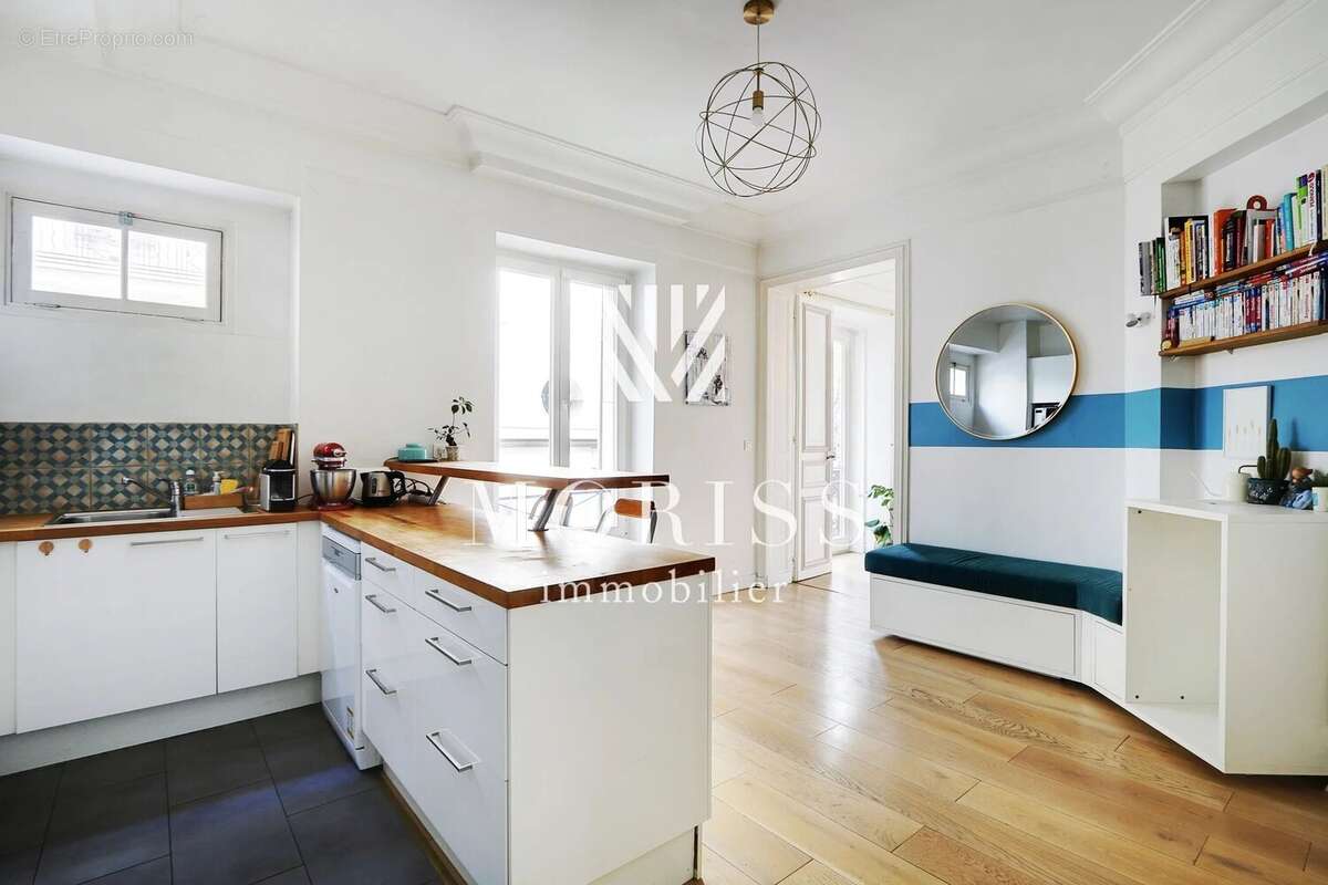 Appartement à PARIS-9E