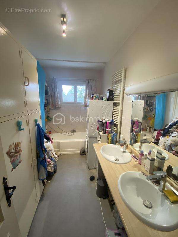 Appartement à CAZAUBON