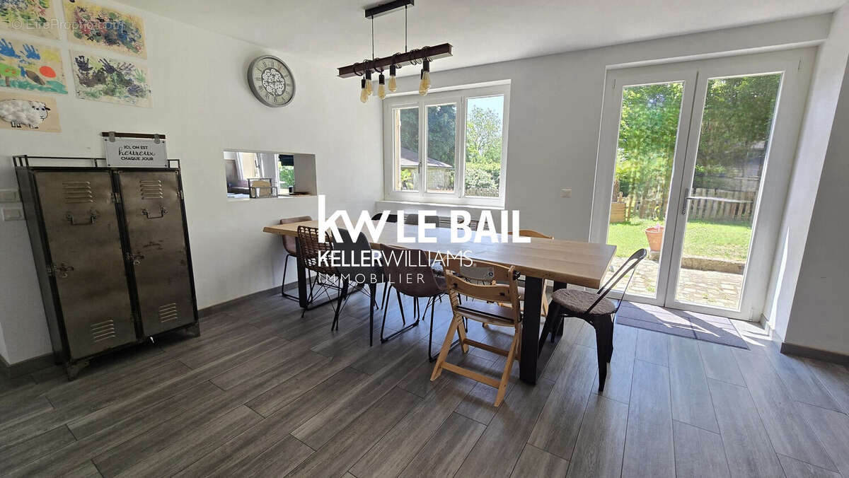 Maison 178 m² à Cormeilles-En-Vexin  - photo 4