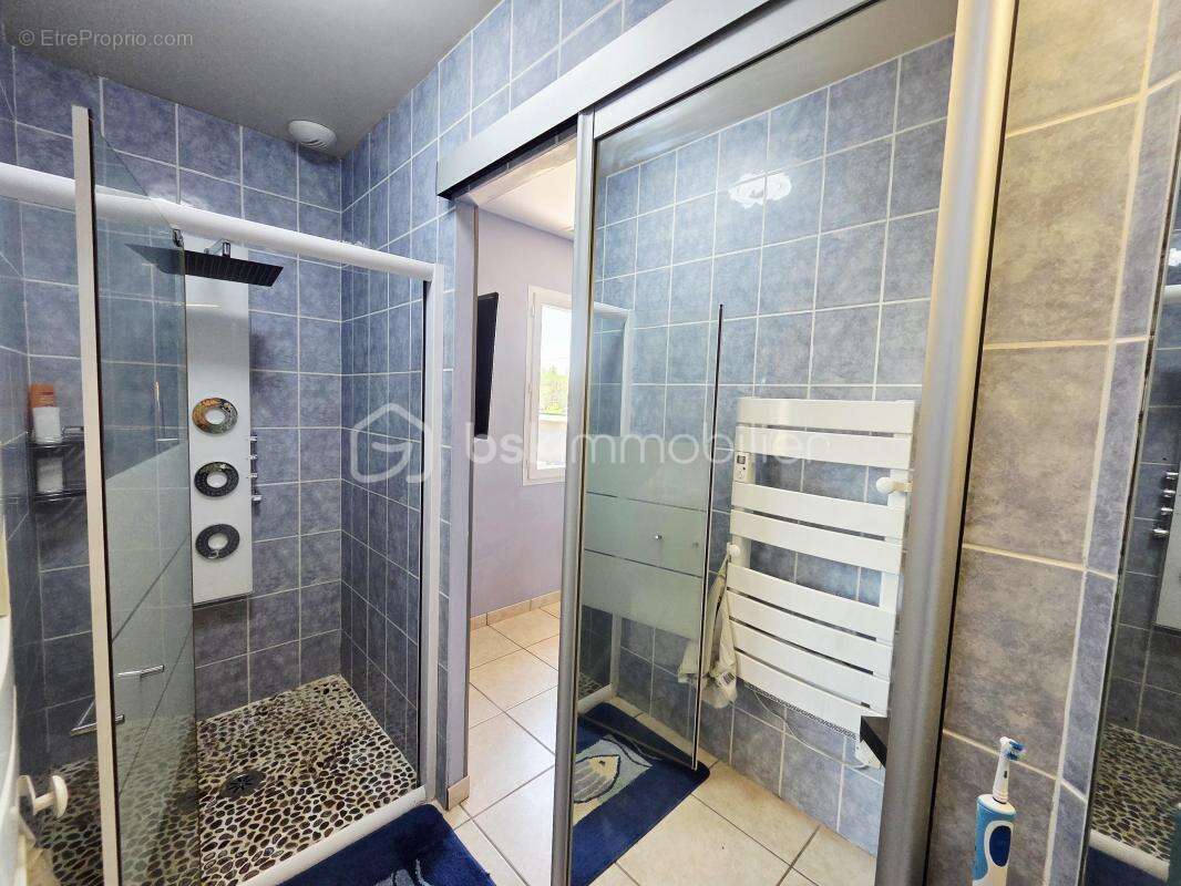 Superbe propriété T6 avec piscine, prestations haut de gamme - photo 8