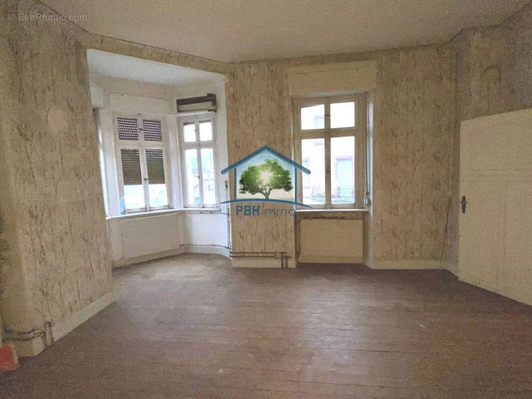 Commerce à SARREGUEMINES