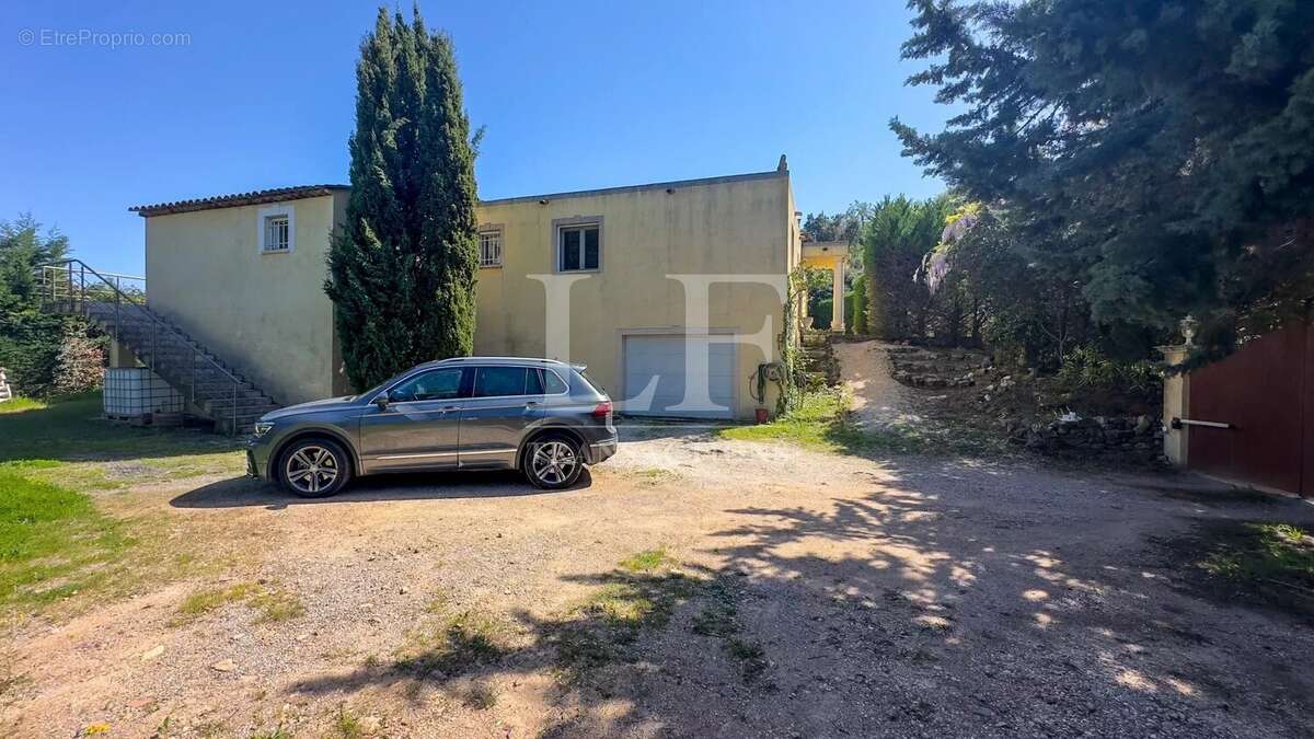 Maison à LES ADRETS-DE-L'ESTEREL