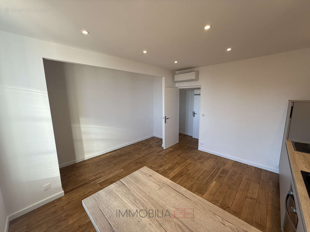 Appartement à BEAUSOLEIL