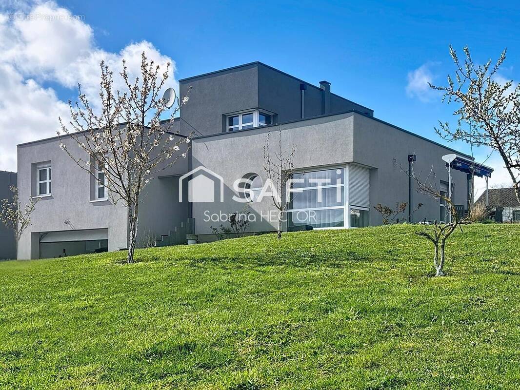 Photo 1 - Maison à CREHANGE