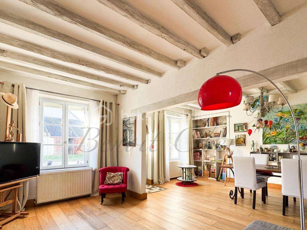 Maison à JOUY-SUR-MORIN