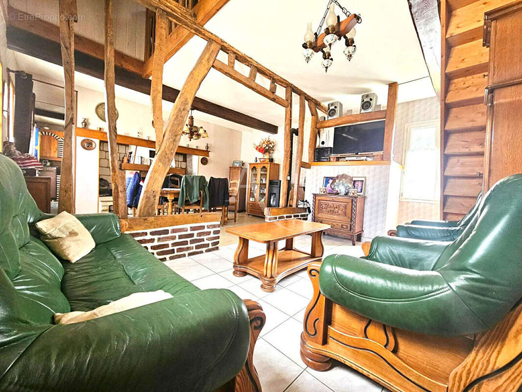 Maison à VIRONCHAUX