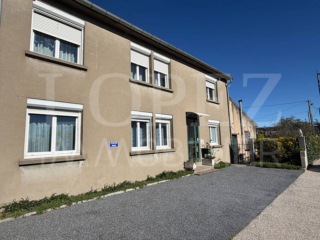 Maison à LABRUGUIERE