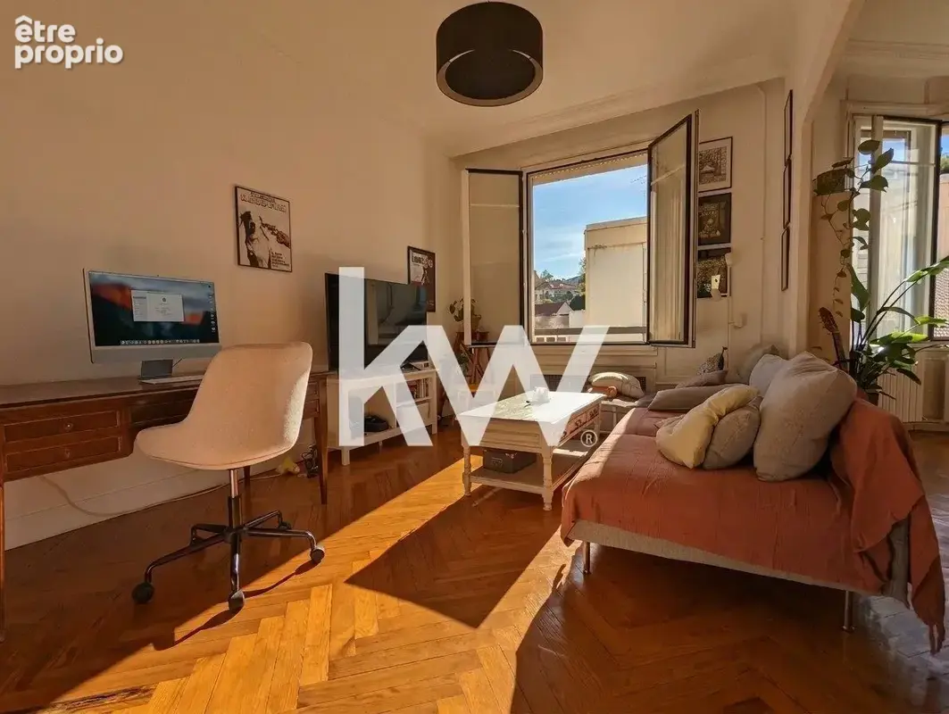 Appartement 3 pièces 79 m² à vendre à Saint-Etienne (42100) - photo 2