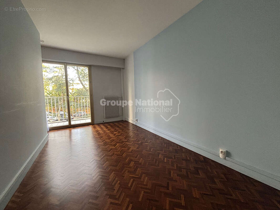 Appartement à VERSAILLES