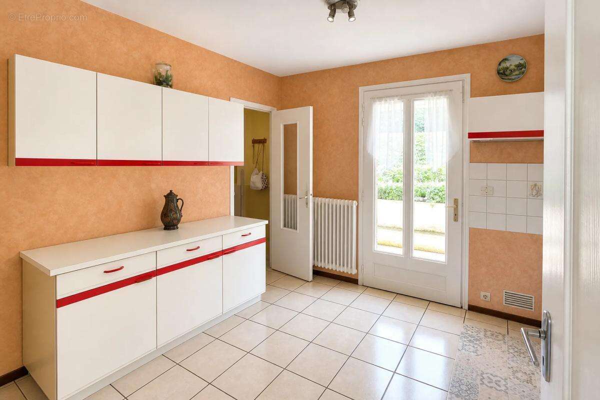 Belle maison familiale a 5 min du centre et 2 min des commodites - photo 3