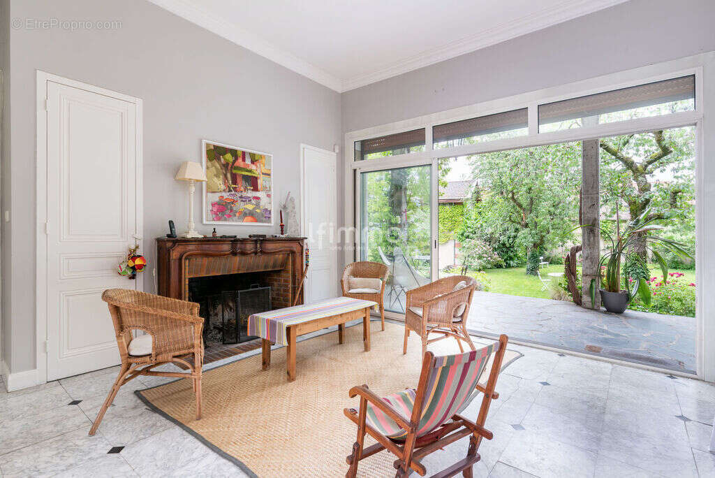 435 m² pour Coworquie  étudiante ou intergénérationnelle - photo 17