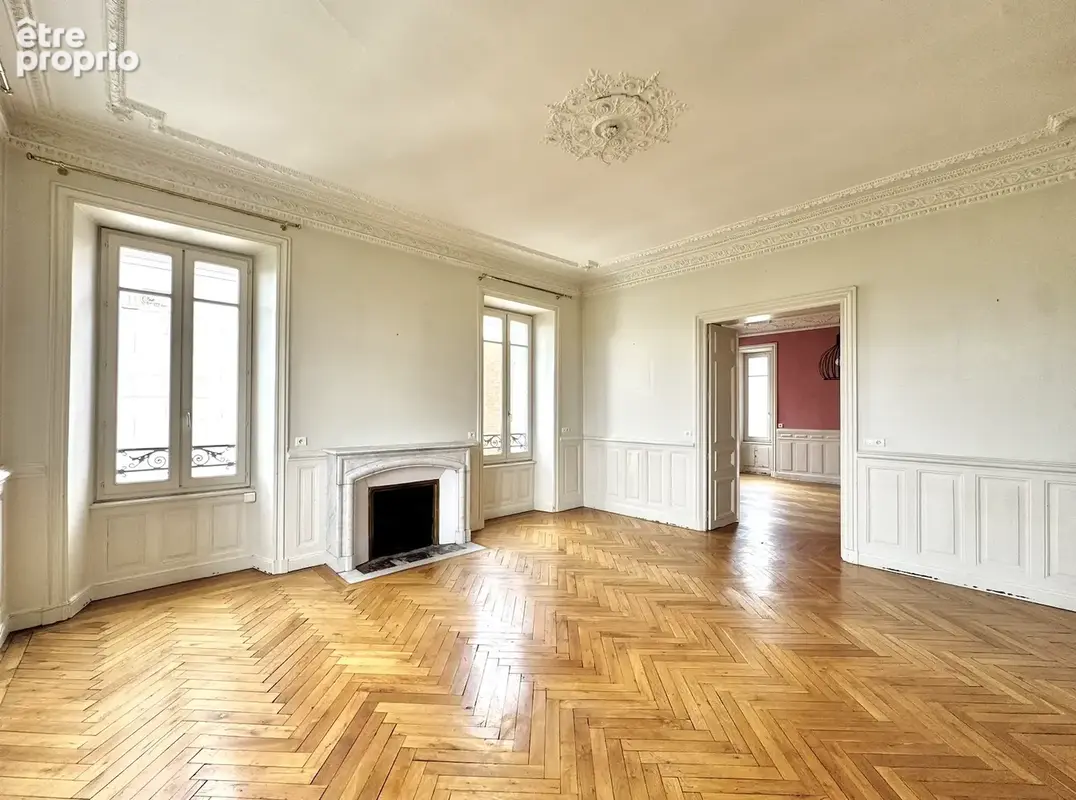 Appartement familial à Cours Sablon - photo 2