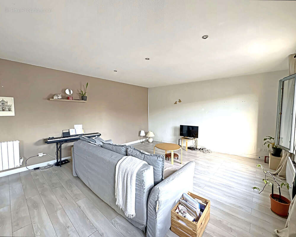 Appartement à L'ISLE-JOURDAIN