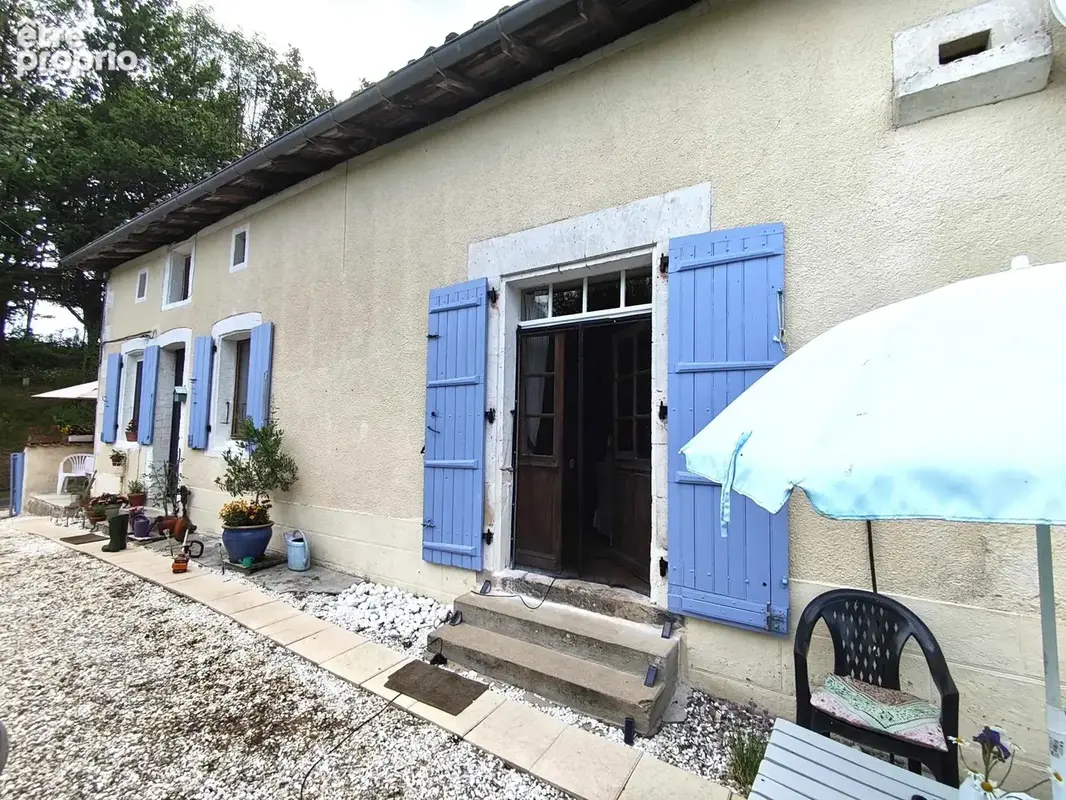 Maison 5 pièces 96 m² à vendre à Chasseneuil-Sur-Bonnieure (16260) - photo 2
