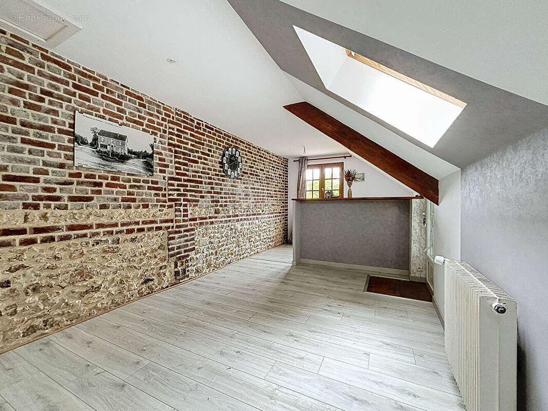 Maison à LE MESNIL-GUILLAUME