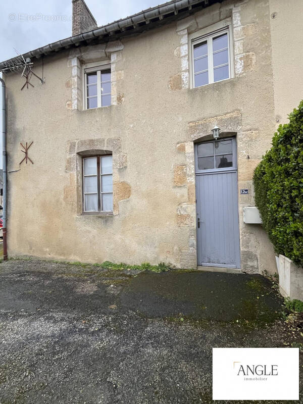 Appartement à OISSEAU-LE-PETIT