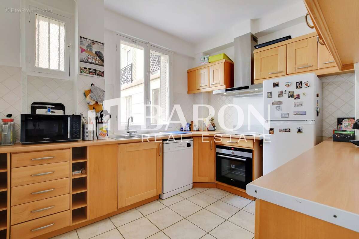 Appartement à PARIS-9E