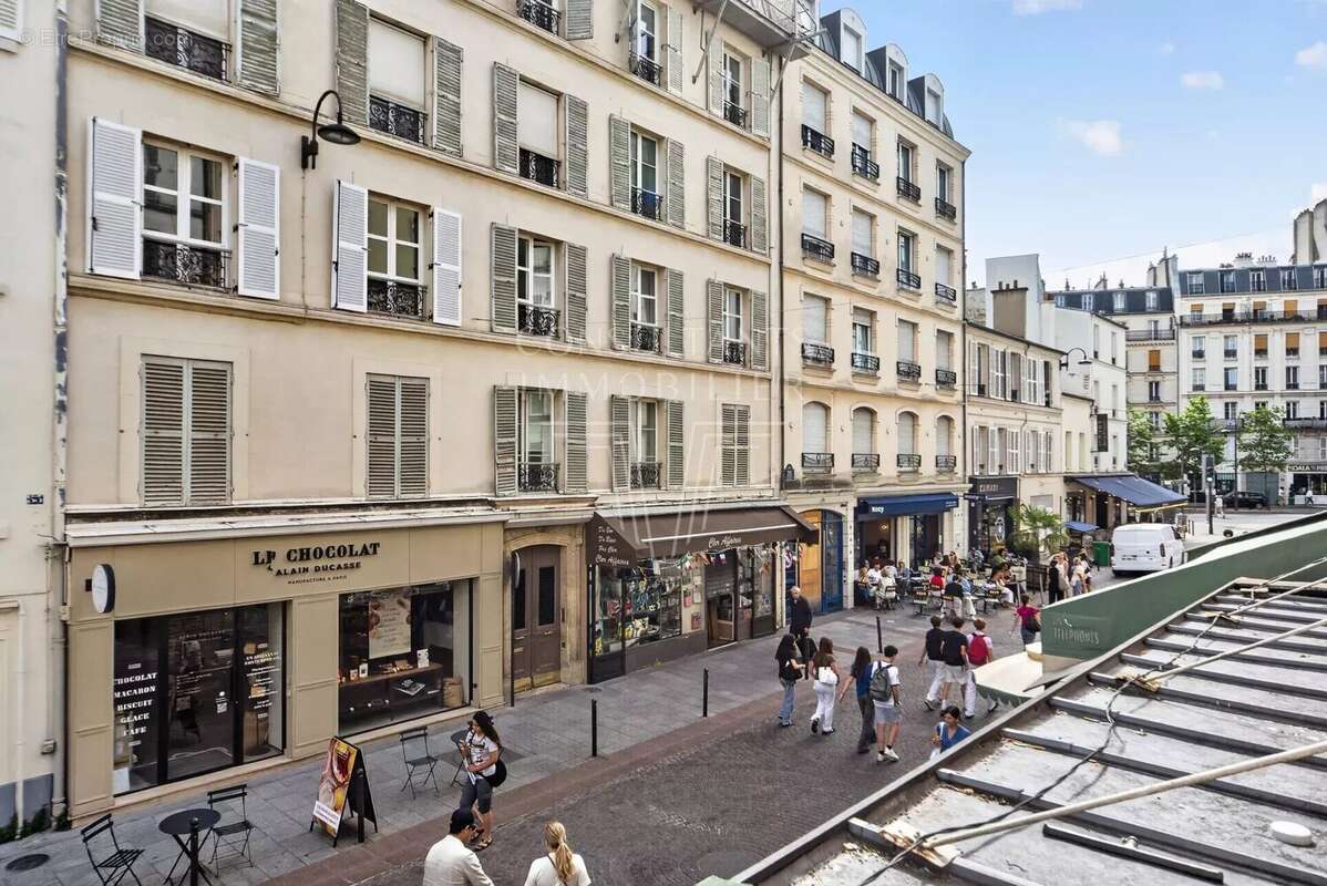 Appartement à PARIS-7E