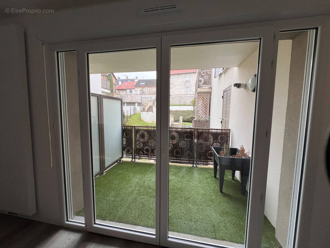 Appartement à BURES-SUR-YVETTE