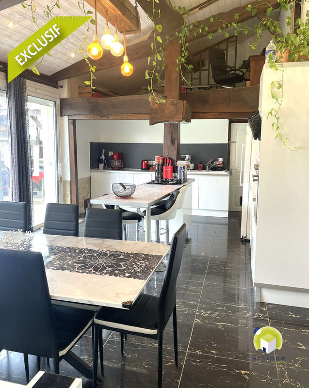 Maison à MONTREVEL-EN-BRESSE