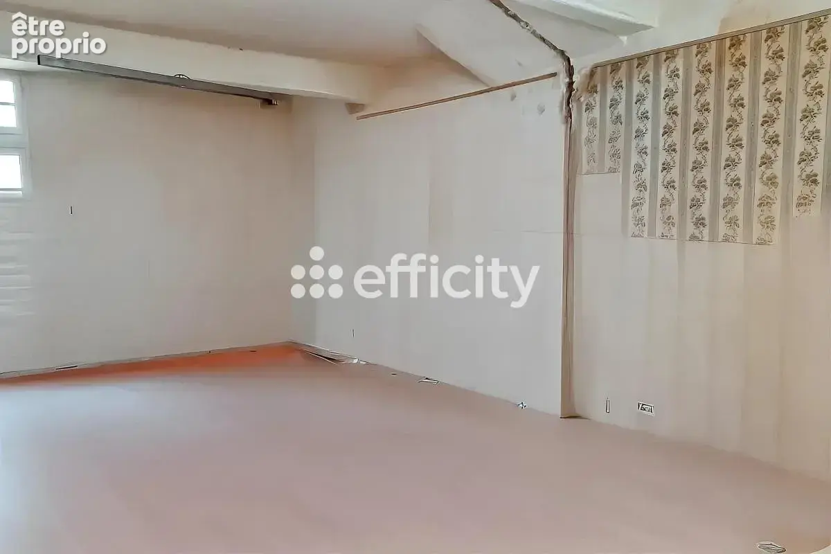 Appartement à rénover - photo 5