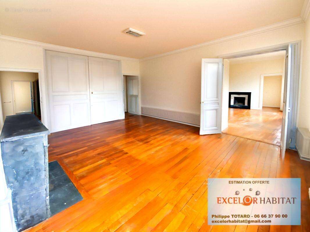 Appartement de caractere  3 chambres bureau cave - photo 5