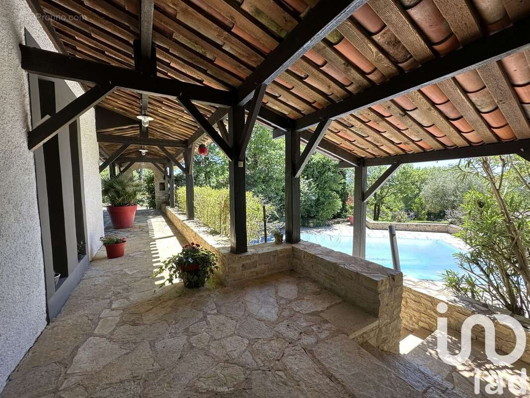 Photo 2 - Maison à MERCUES