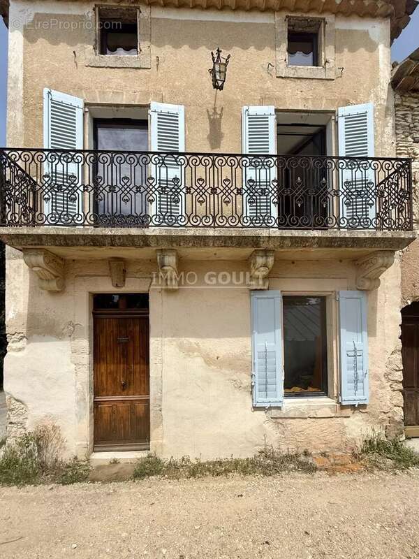 Maison à SAINT-SATURNIN-LES-APT