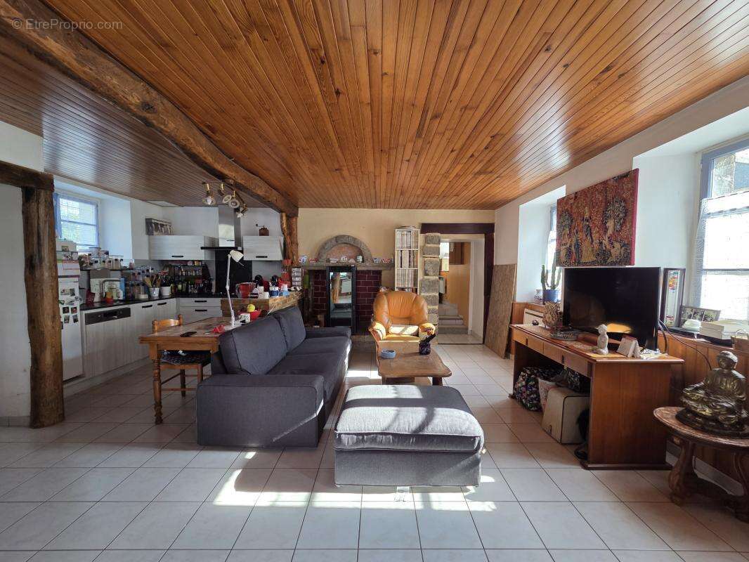 Maison à LE QUILLIO